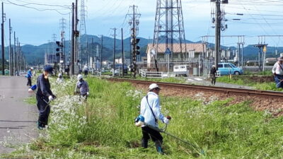 長良川鉄道沿線の草刈りを行いました