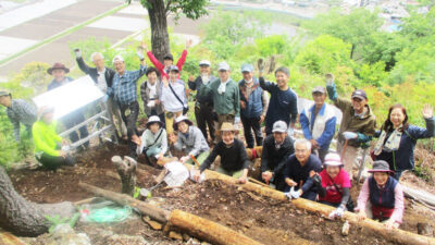 第４１回山王山登山道整備を２３名で行いました