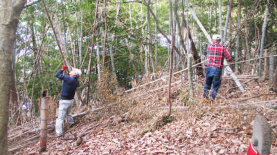 第４６回山王山登山道整備を９名で行いました