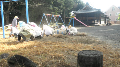 南修徳会・神社境内の掃除